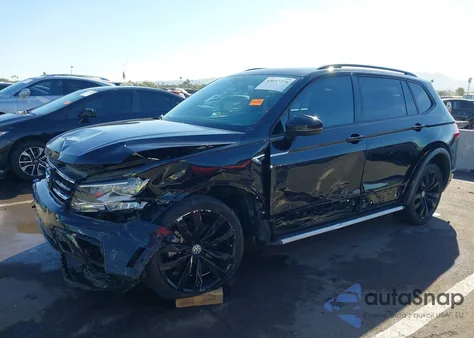 2021 Volkswagen Tiguan 2.0T Se/2.0T Se R-Line Black/2.0T Sel из США, поврежденный, VIN 3VV3B7AX0MM121546